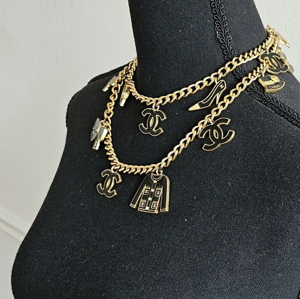 Chanel Rare 15 Large Charm Vintage Necklace Belt